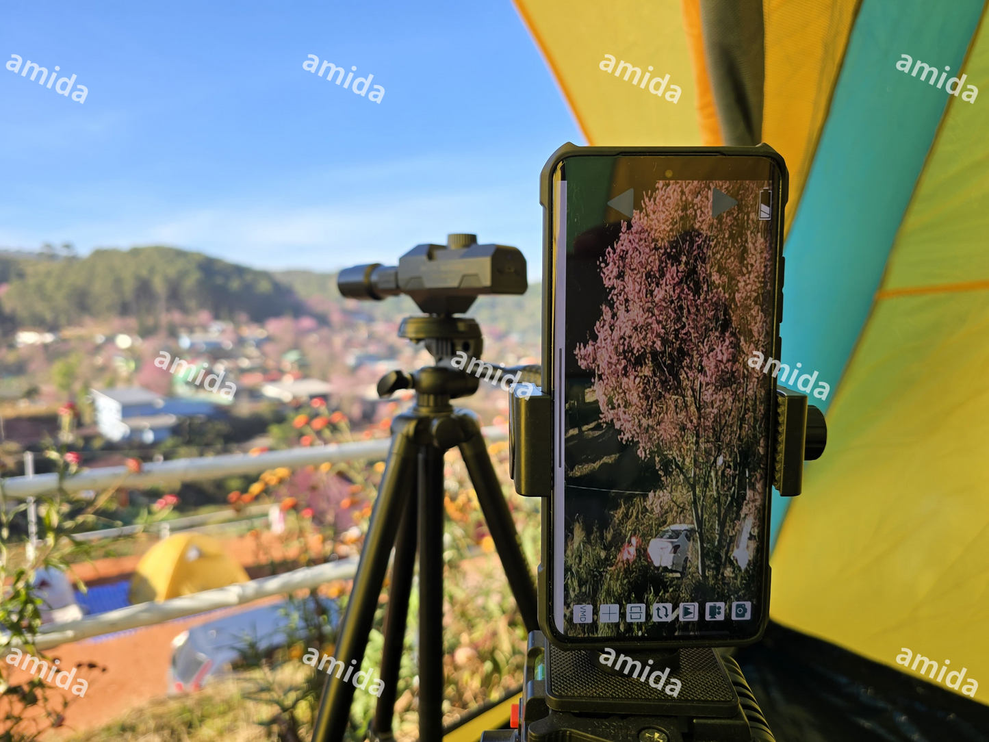 WiFi Digital Telescope,70x Zoom Monocular Camera For Taking Picture Video with Tripod Cellphone APP Control Support Android IOS System