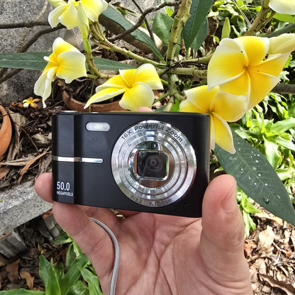 HD 50MP Digital Camera 1080P Student Pocket Camera Support AF Autofocus 16X Zoom 2.4 Inch Retro Portable Compact Small Video Cam.[Free 32GB memory card]